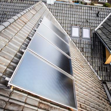 Pinke Montage Solaranlage